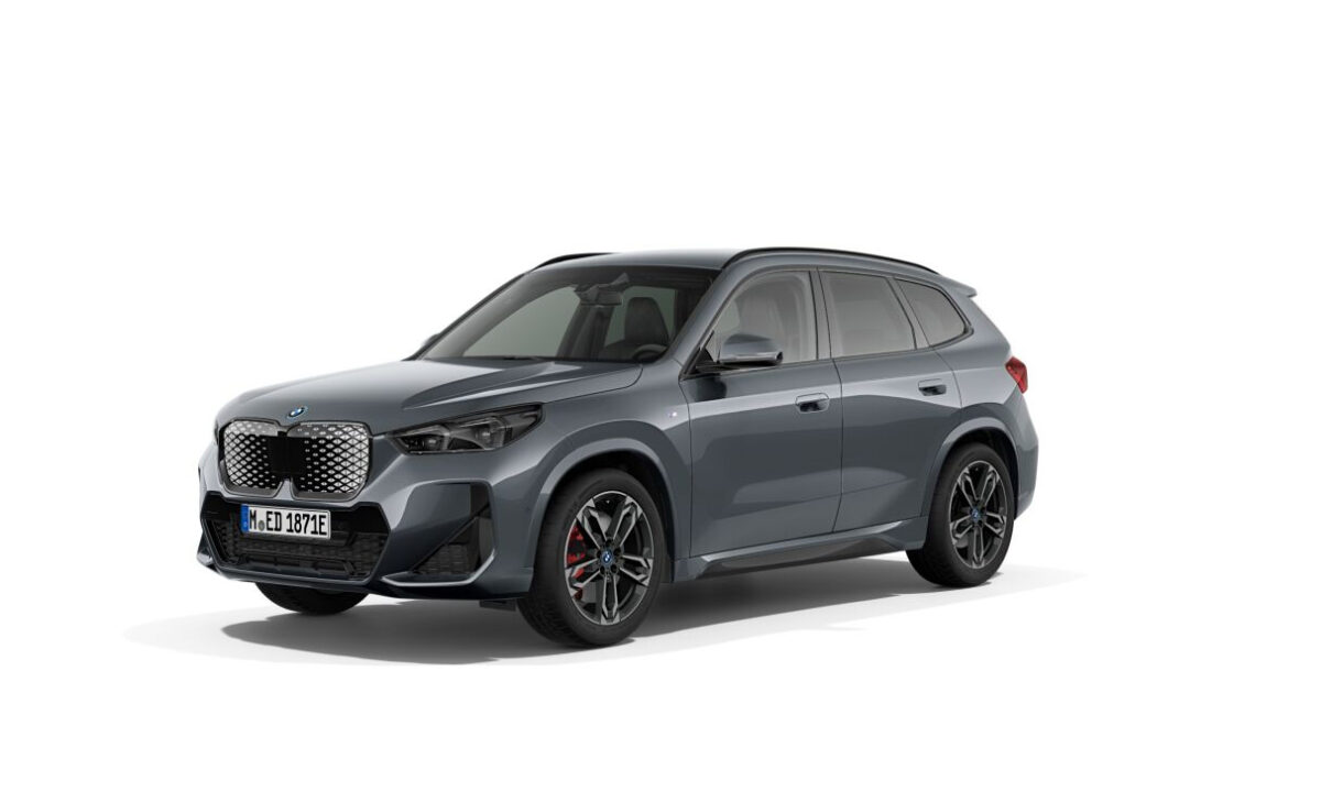 BMW iX1 xDrive 30 M Sport
