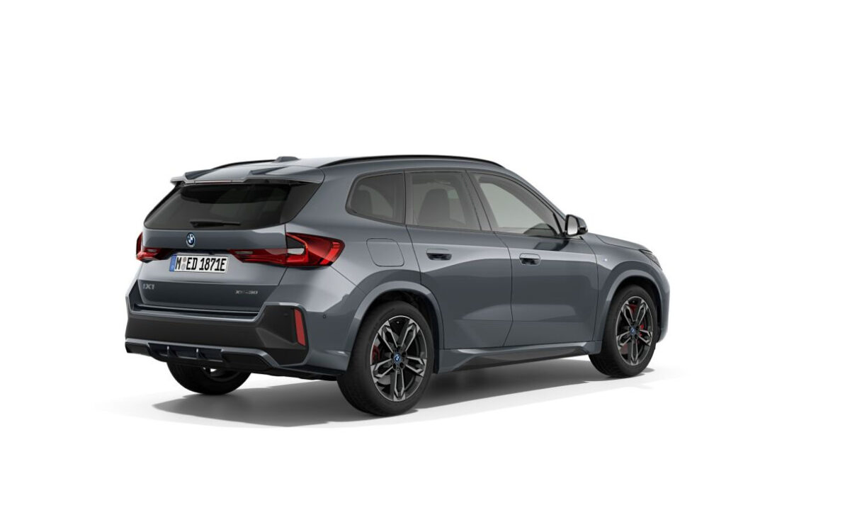 BMW iX1 xDrive 30 M Sport